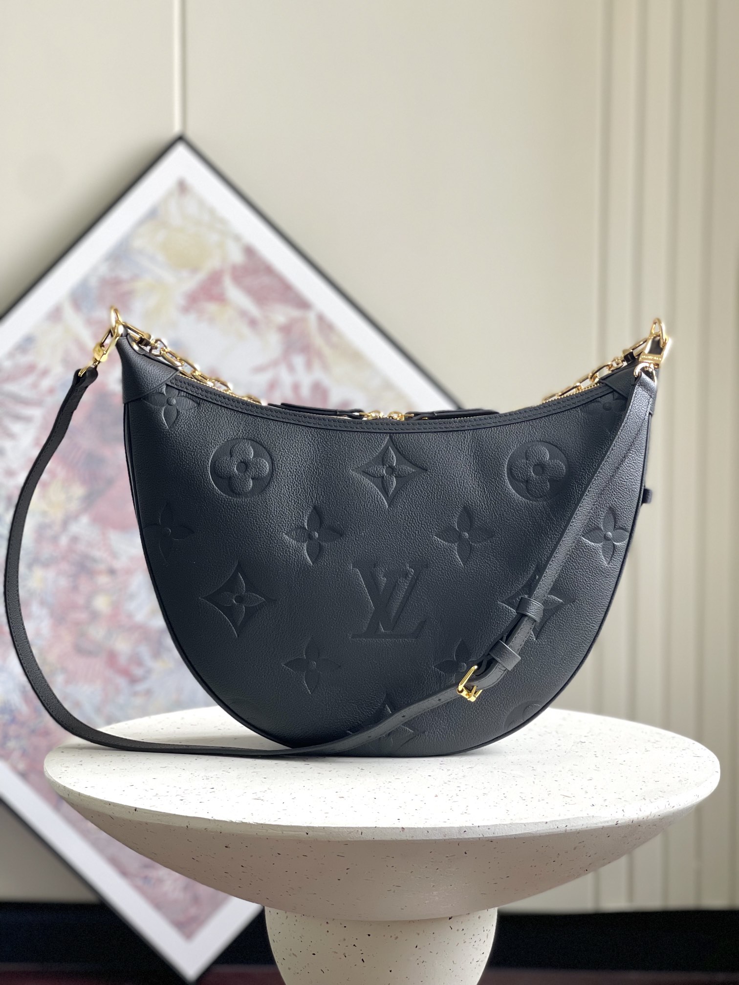 ✨✨Artículo original de primera calidad [fotos exclusivas] M46725 color beige. Este bolso Loop Hobo está confeccionado e…