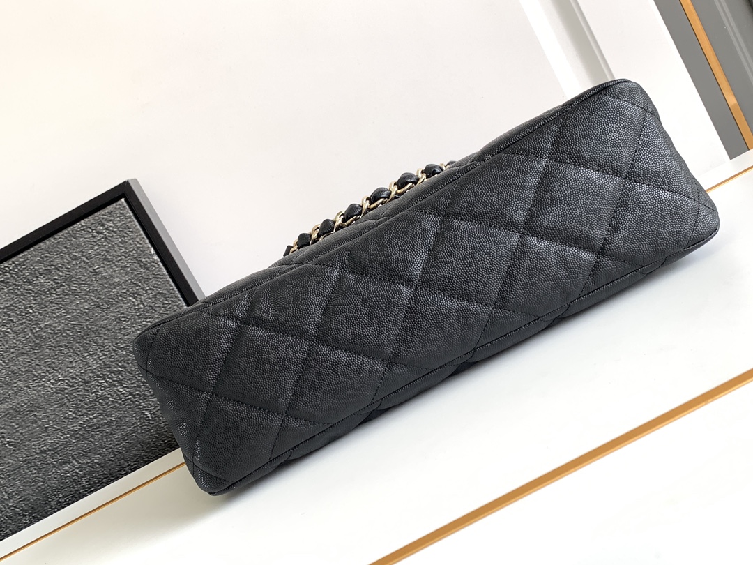CHANEL 24P Maxi Hobo Bag - Bag 4