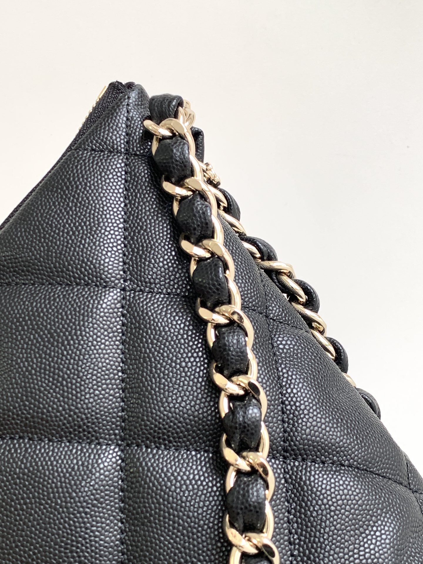 CHANEL 24P Maxi Hobo Bag - Bag 7