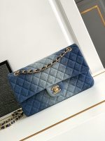 Chanel 2.55 Noir Bleu clair Vintage 1 Chanel 2.55 Noir Bleu clair Vintage