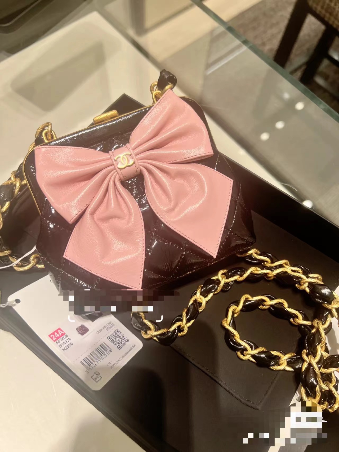 ¡Envío! 🚩🚩🚩 CHANEL 24a pequeña linda 😍 bolso de lazo, fotos de uso ❤️‍🔥❤️‍🔥 ¡Tan adorable que explota, con presen…