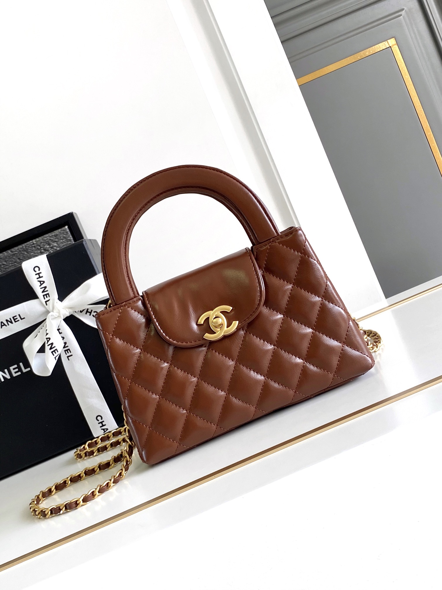 。Ohanel 24A kelly 🈶｜fotos reales, realmente me enamoró, es el bolso más aclamado de esta temporada, otro retorno del c…