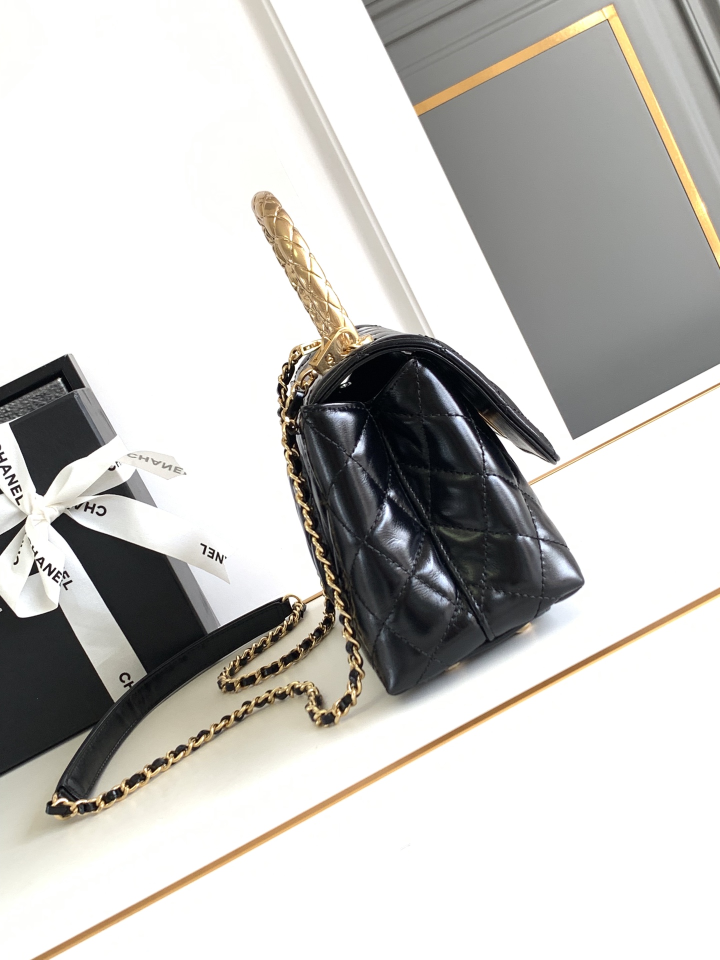 Balenciaga Classic Handcrafted Luxury Leather Shoulder Bag Ref 2