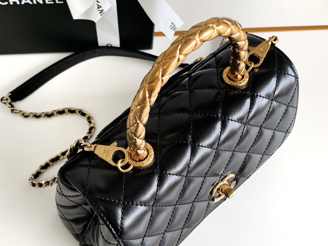 Balenciaga Classic Handcrafted Luxury Leather Shoulder Bag Ref 3