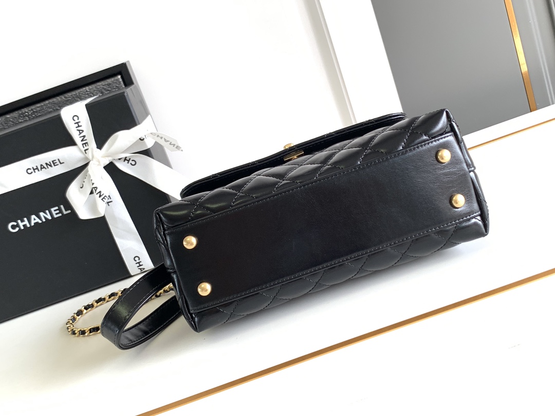 Balenciaga Classic Handcrafted Luxury Leather Shoulder Bag Ref 5