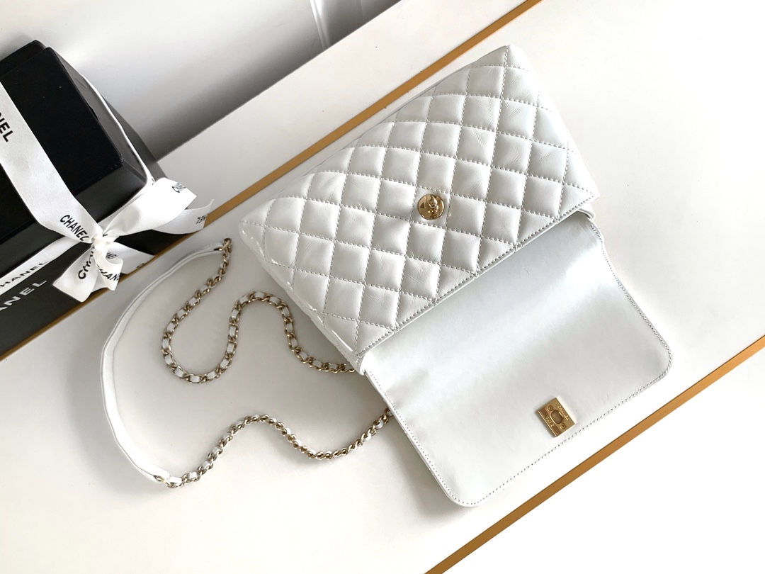 Valentino Classic Handcrafted Luxury Leather Shoulder Bag Ref.2D62FFA8 5