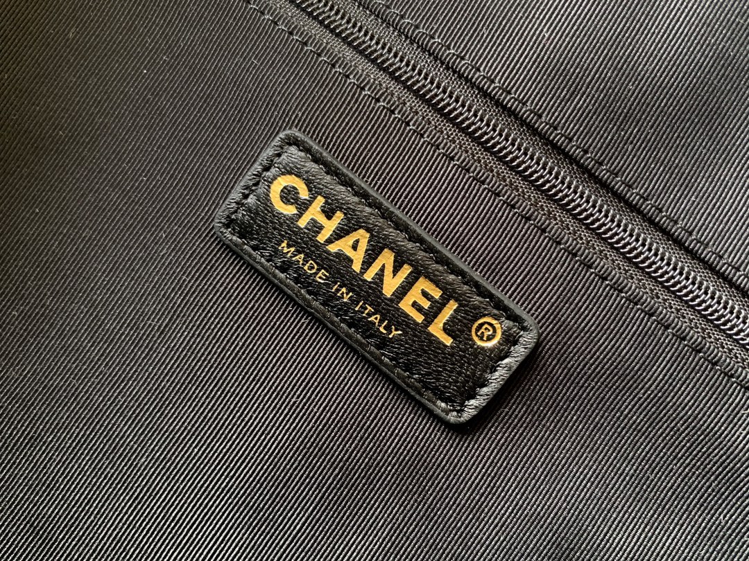 香奈儿 Chanel 高级成衣风衣外套及大衣服饰 #001FB37C 9