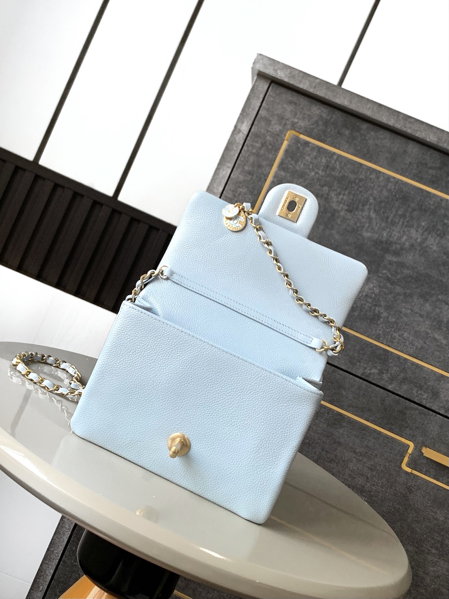 Chanel Classic Handcrafted Luxury Leather Shoulder Bag Ref.31A3A29A 5