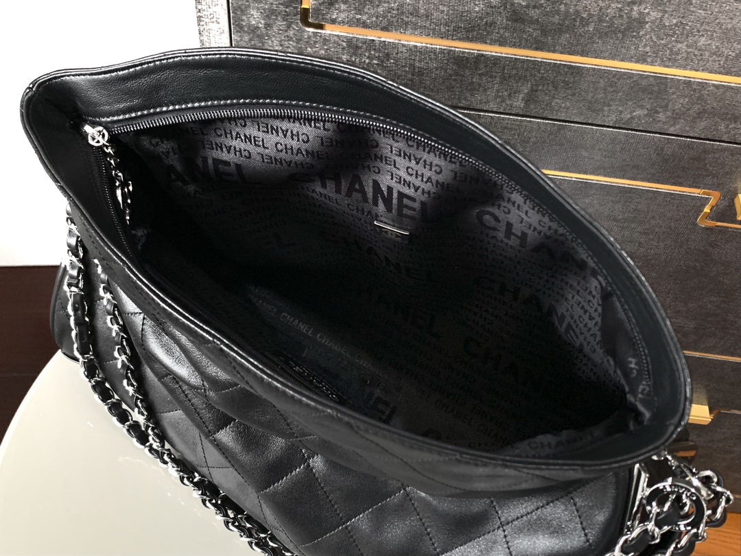 Chanel Vintage Large Hobo Bag