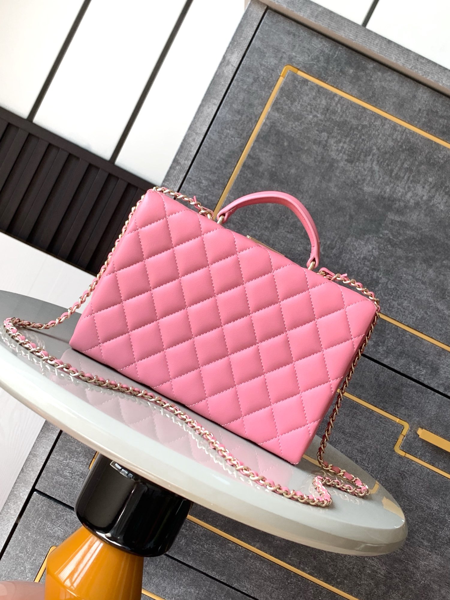 designed like a classic collector's vintage vanity box bag - Bag 3
