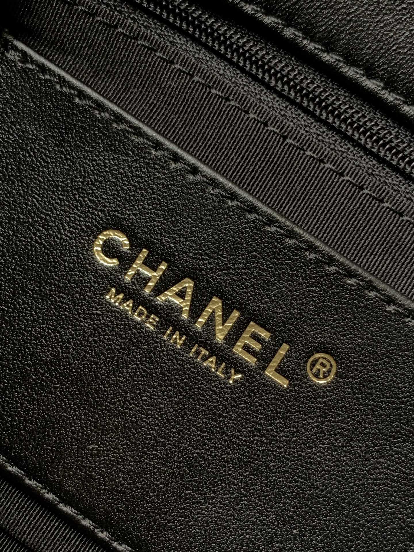 出口产品》OHANEL🚩🚩🚩24K 秋冬系列 粗链条腋下包口盖包 9