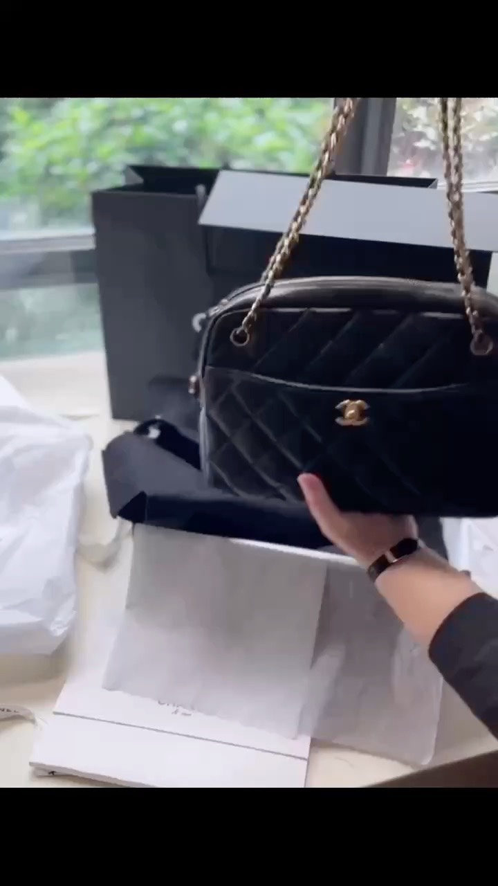 This bag is truly the perfect size for going out—it easily fits a coin - Bag