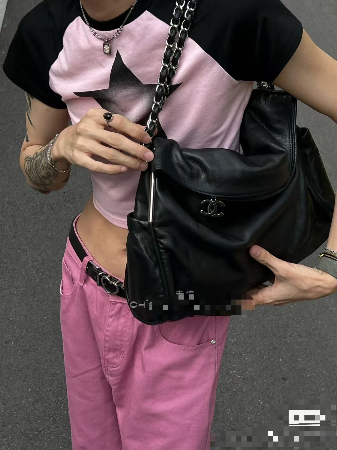 wear it as an underarm bag - Bag 4
