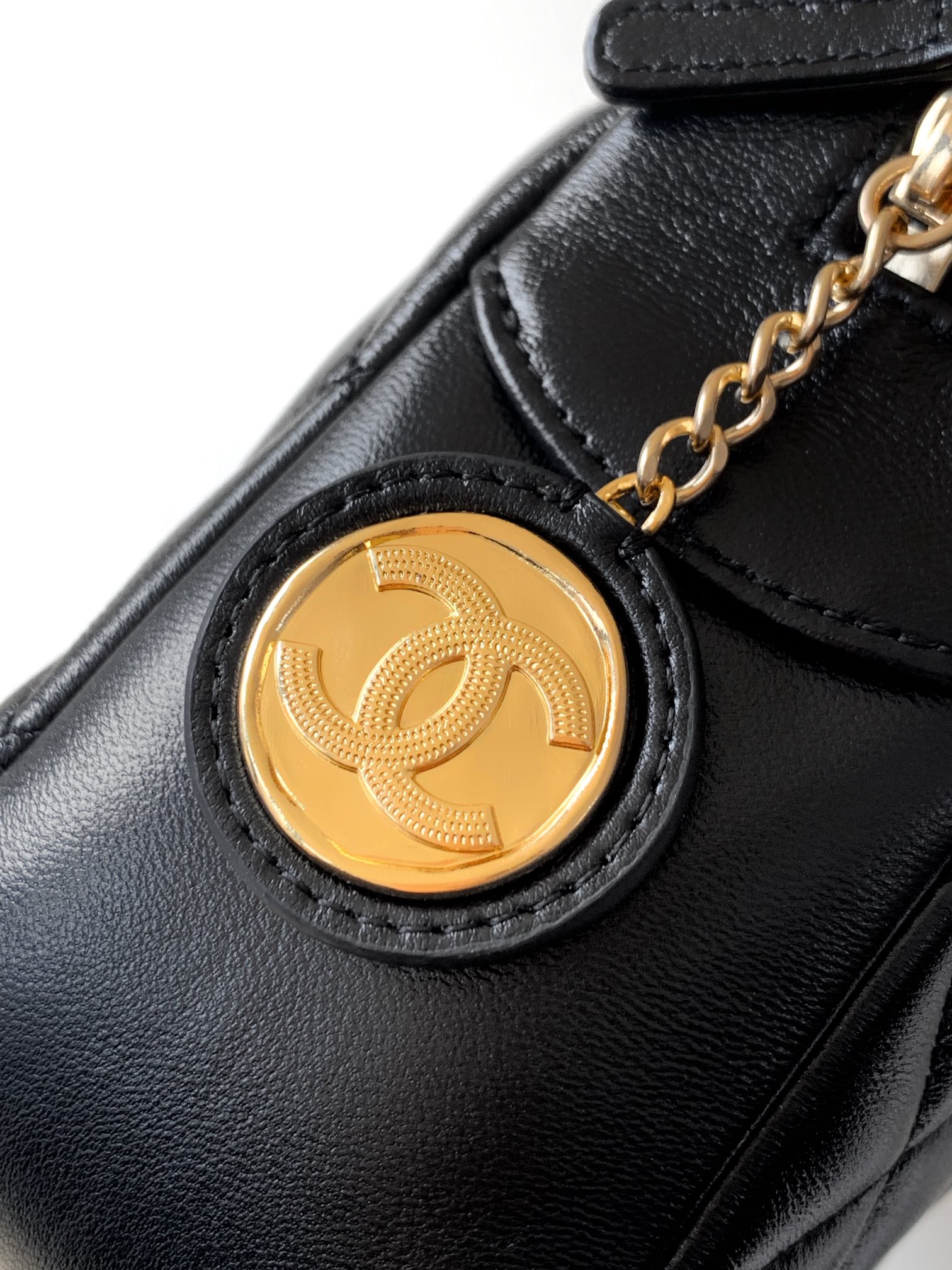 Louis Vuitton Haute Couture Classic Luxury Handbag Shoulder Crossbody 6