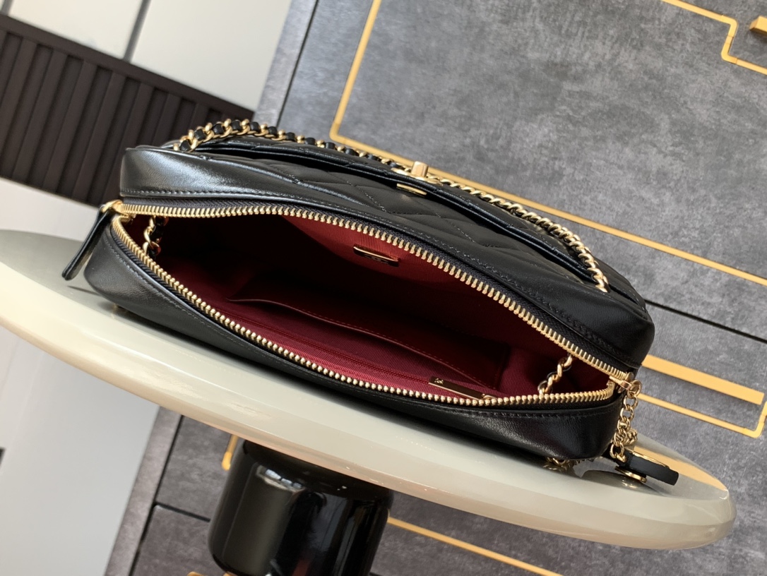 Louis Vuitton Haute Couture Classic Luxury Handbag Shoulder Crossbody 8