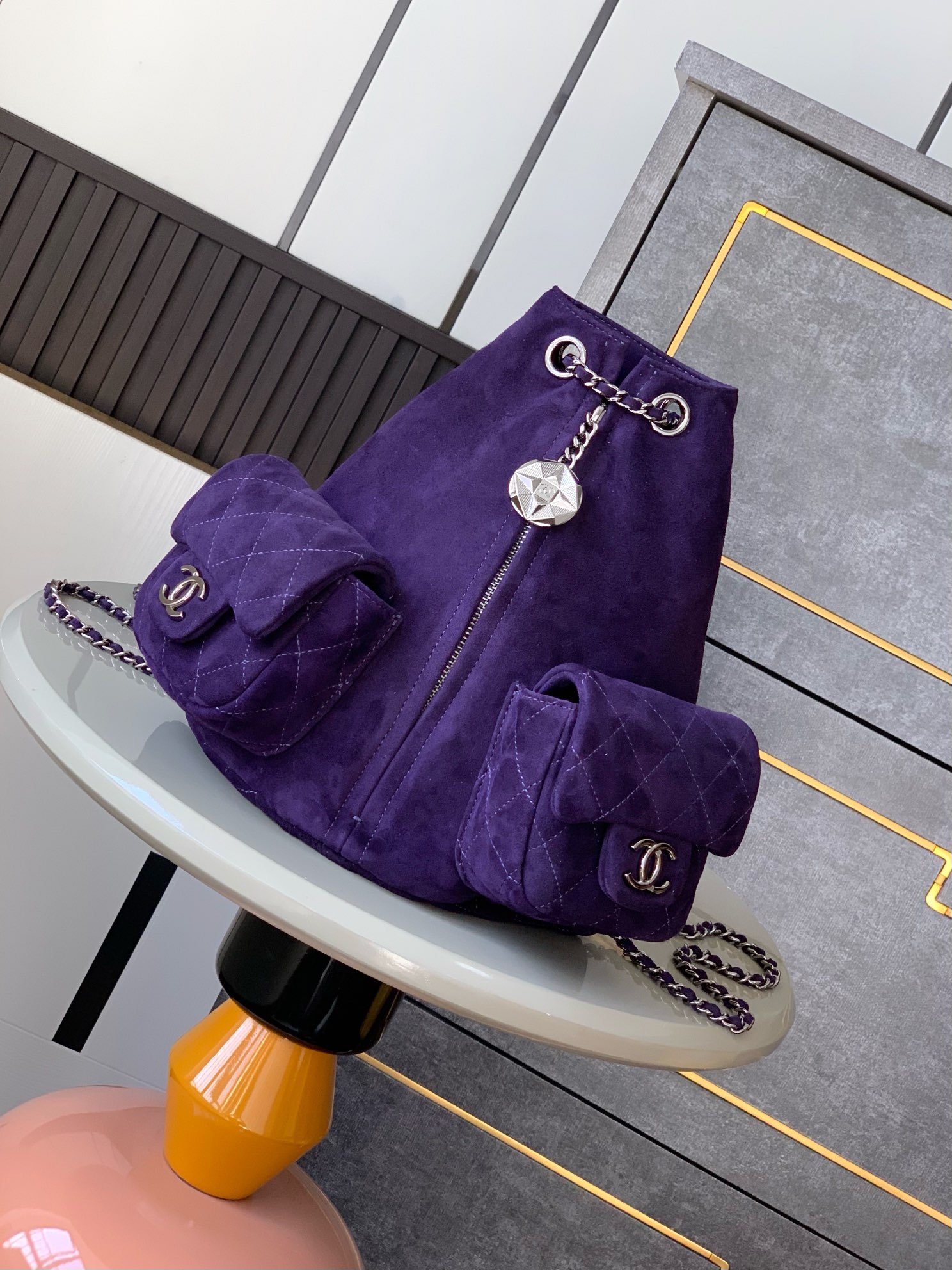 "Purple" 🚩🚩🚩𝐂𝐡𝐚𝐧𝐞𝐥 𝐕𝐢𝐧𝐭𝐚𝐠𝐞 Ya está disponible el modelo de espectáculo de la serie Dallas 📢📢📢 Liquid…