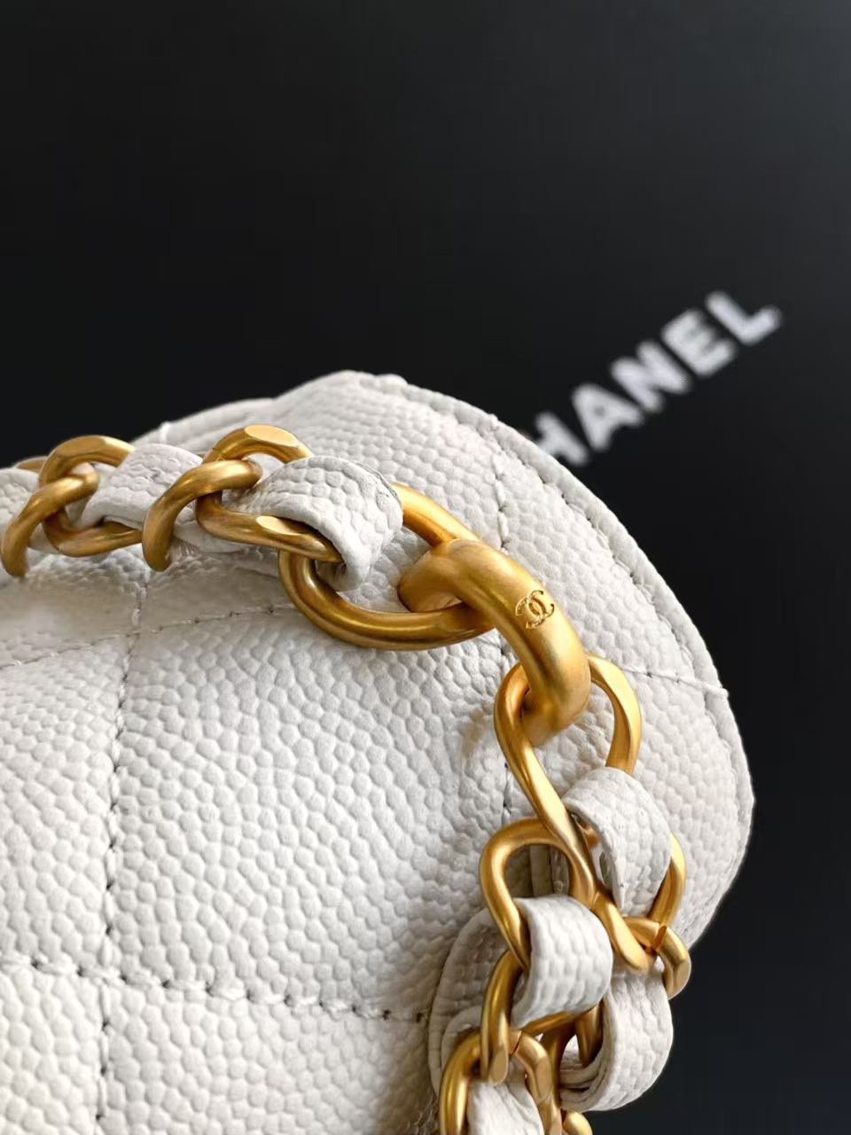 Chanel 25P Double Chain Caviar Square Bag - White, Small Size (13x18x5.5cm) 8 i1741691972 5916 0