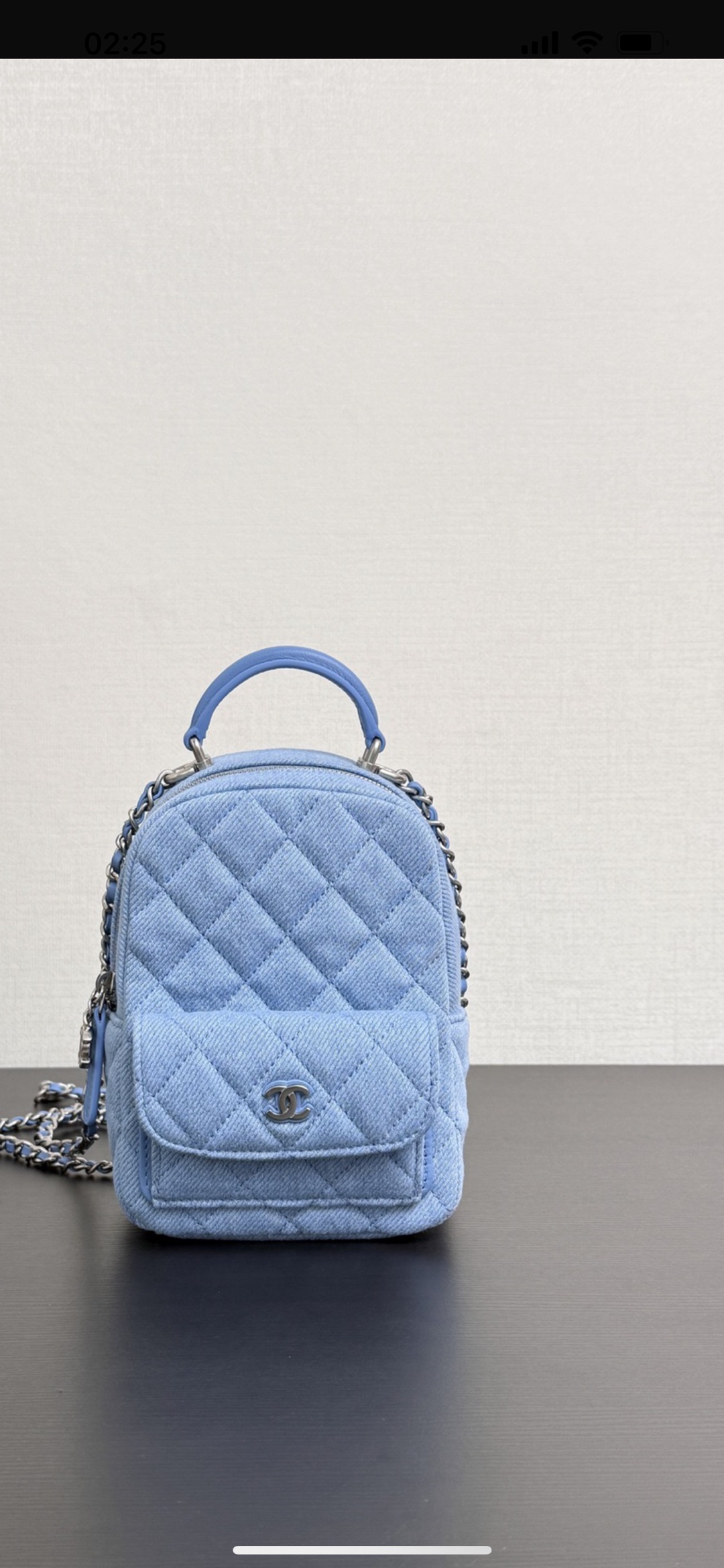 Chanel 25C Mini Denim Backpack, Chic Design, Multiple Carrying Options 2 i1742717336 8 1