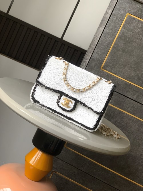 OHANEL 25S White & Black Sequin Embroidered Flap Bag - A Timeless Classic 1 OHANEL 25S White & Black Sequin Embroidered Flap Bag - A Timeless Classic