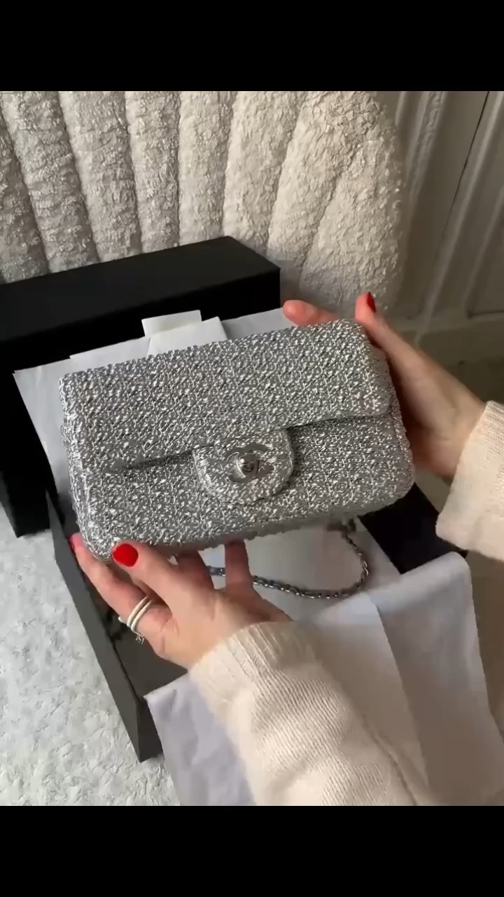 _drw9s8JK6pDAALDD4yVRRejbz2BgeFEubOxaZ9Q