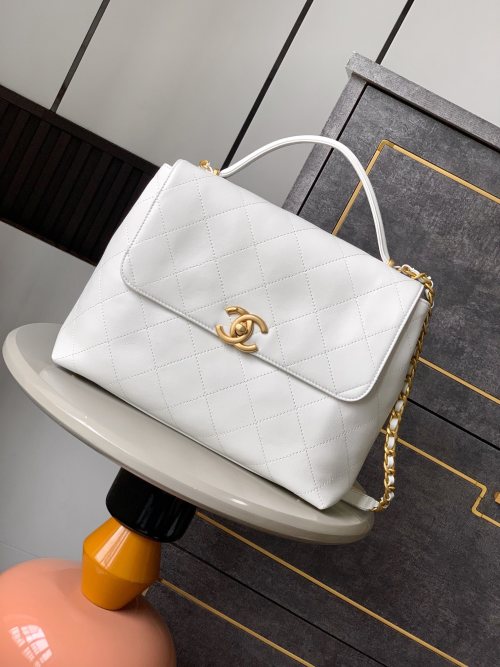 Chanel 25S White Leather Flap Bag, 33cm Medium Size, Gold Hardware 1 Chanel 25S White Leather Flap Bag, 33cm Medium Size, Gold Hardware