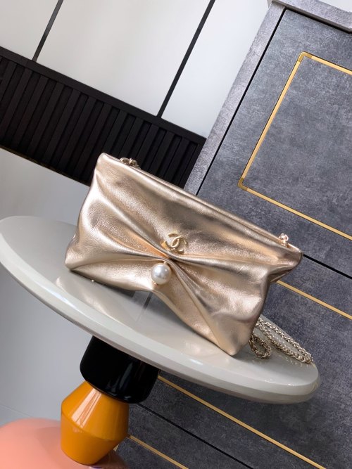 Chanel 25S Champagne Gold Clutch with Chain - Elegant & Compact 1 Chanel 25S Champagne Gold Clutch with Chain - Elegant & Compact