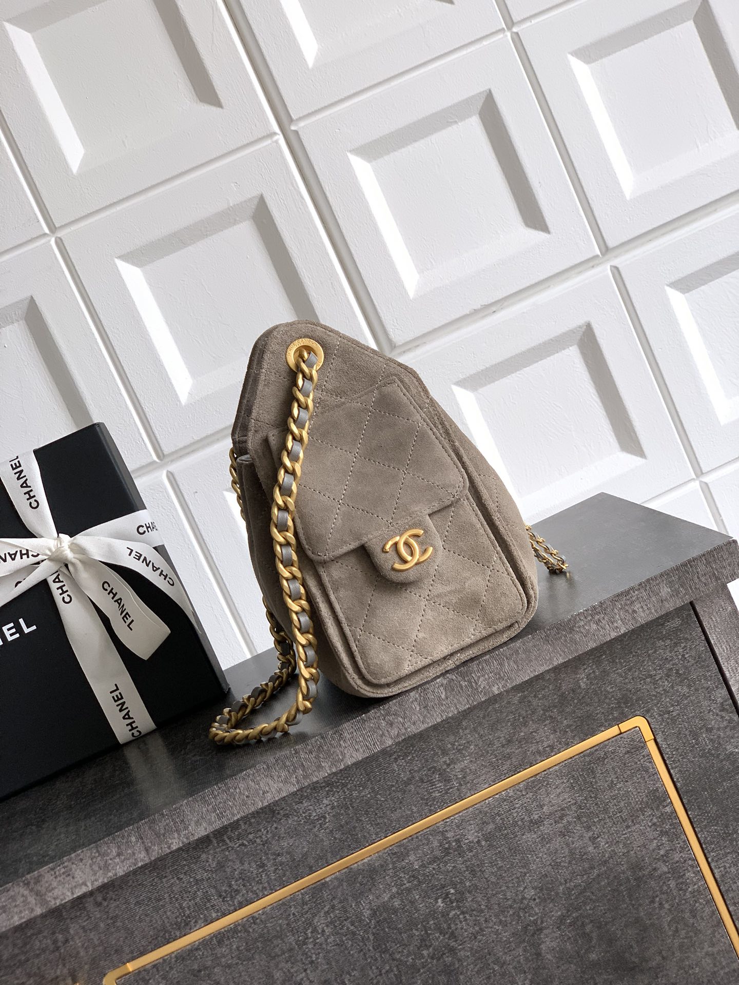 Chanel Style Brown Leather Bag Lookbook Reference image 2