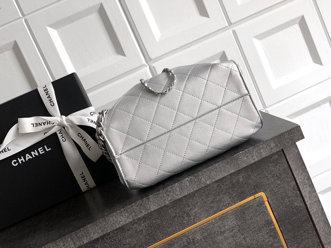 Chanel Style Leather Bag Bags Bag detail image 4 from source 765827