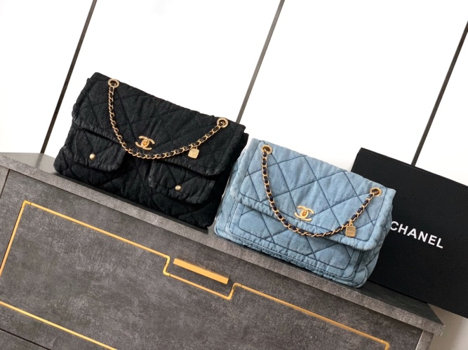CHANEL 26C Denim Flap Bag, Classic Quilted Design with Chain Strap 1 CHANEL 26C Denim Flap Bag, Classic Quilted Design with Chain Strap