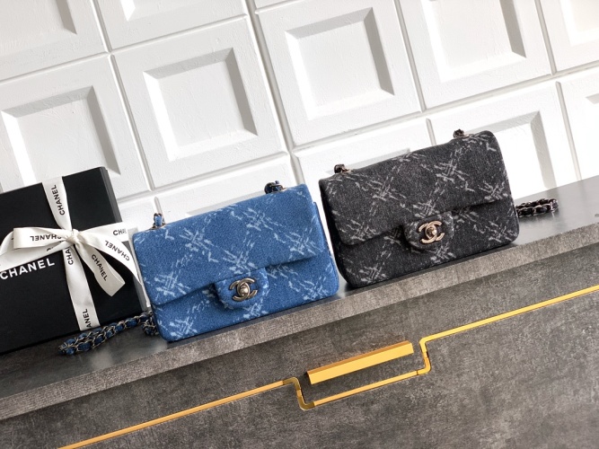 Chanel Mini Flap Bag Denim with Silver Chain, 20cm, Stylish and Durable 1 Chanel Mini Flap Bag Denim with Silver Chain, 20cm, Stylish and Durable