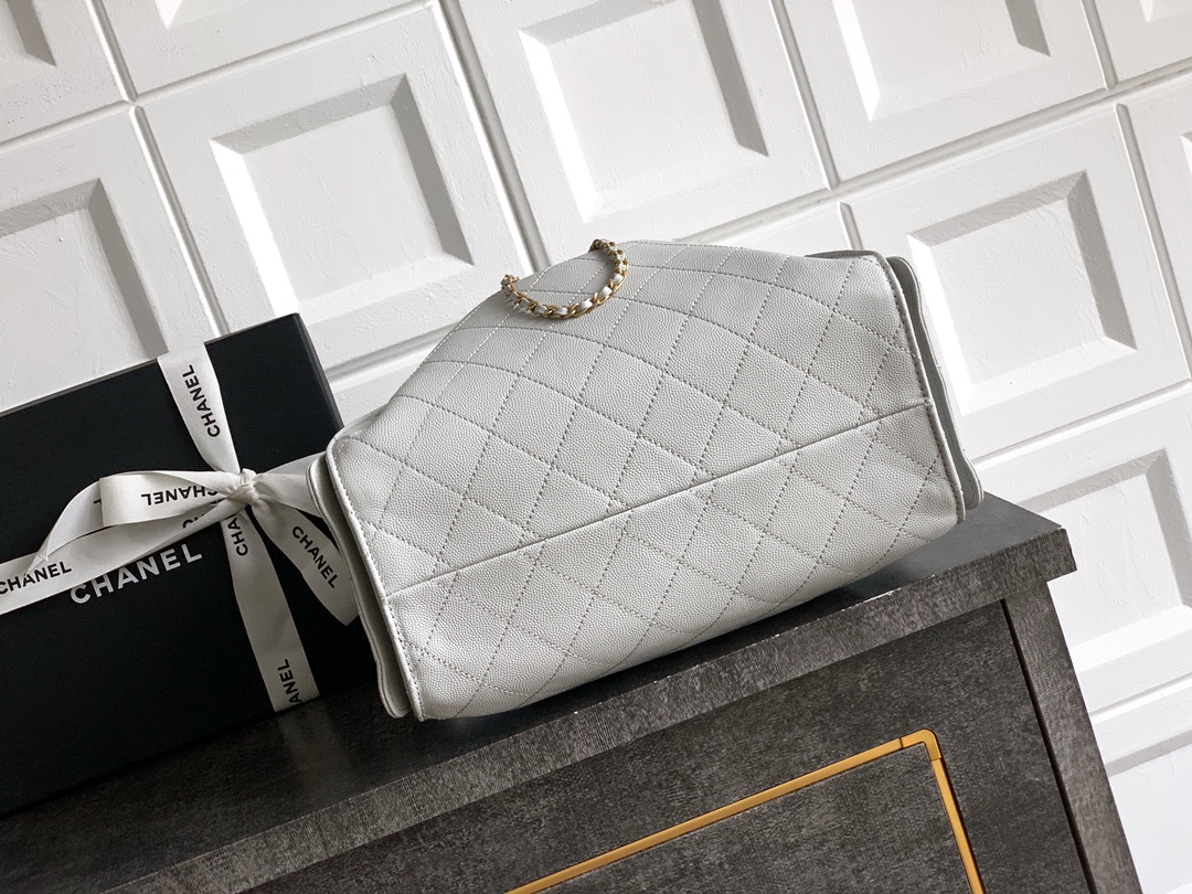 Chanel Style Grey Hobo Bag Bags Hobo Bag detail image 4 from source 765833