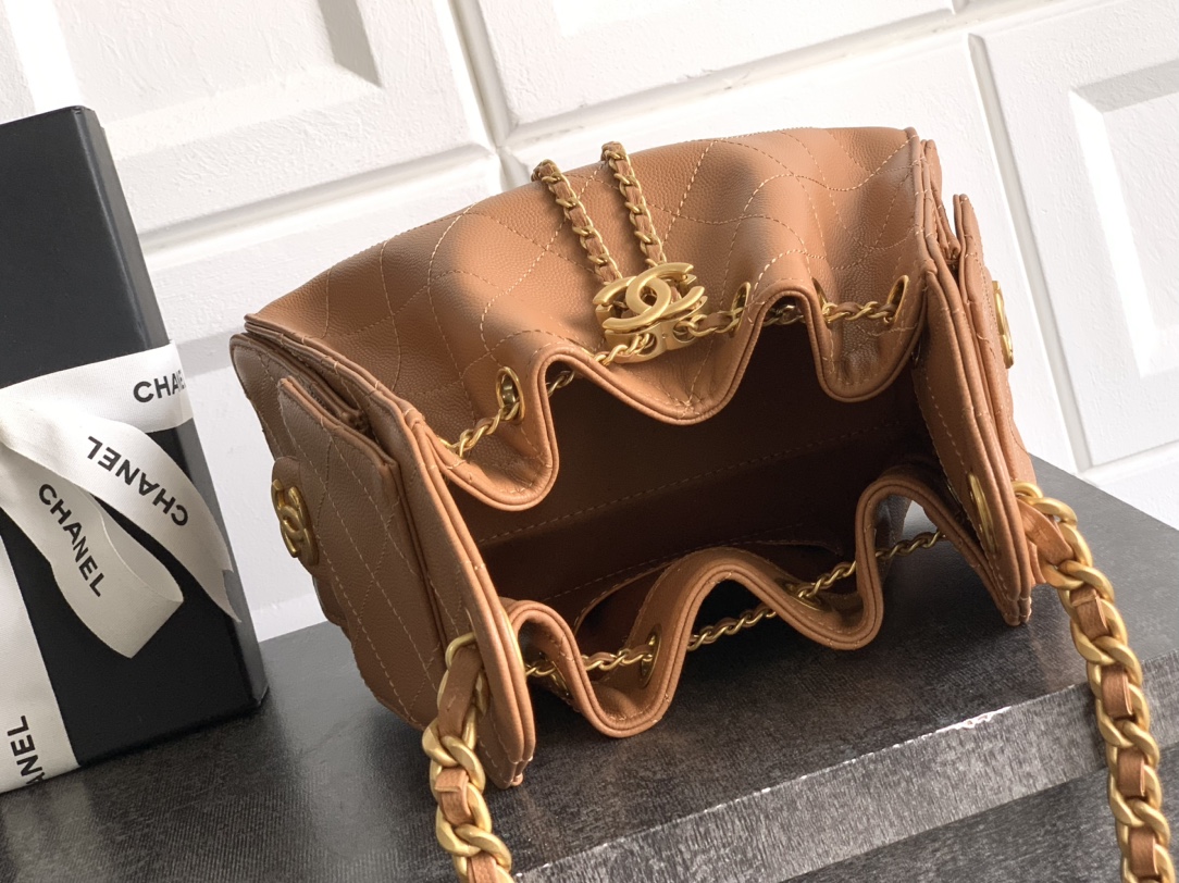 Chanel Style Leather Hobo Bag Bags Hobo Bag detail image 8 from source 765832