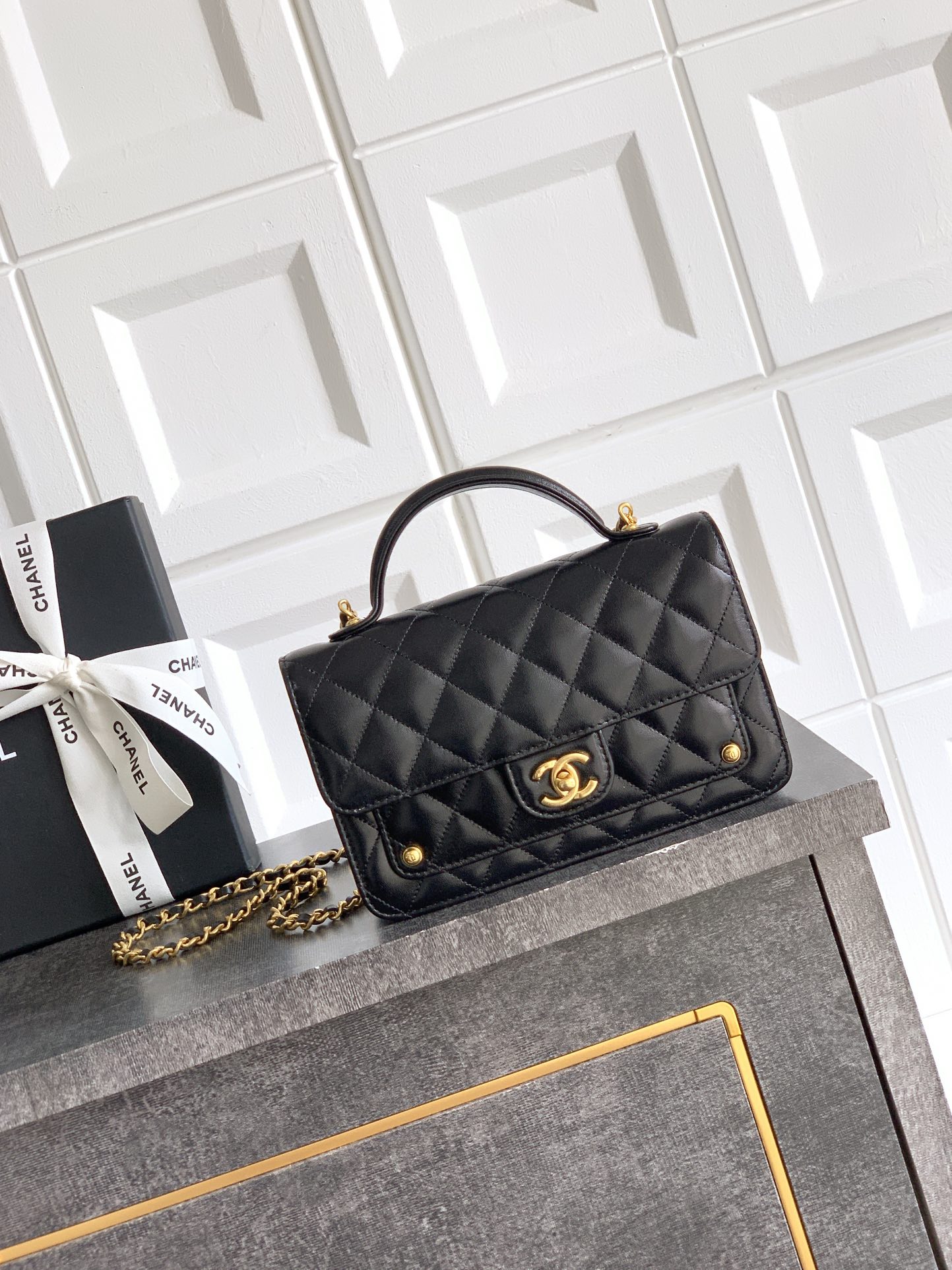 Chanel 25B Handle Bag: Versatile, Chic, and Perfect for Every Occasion