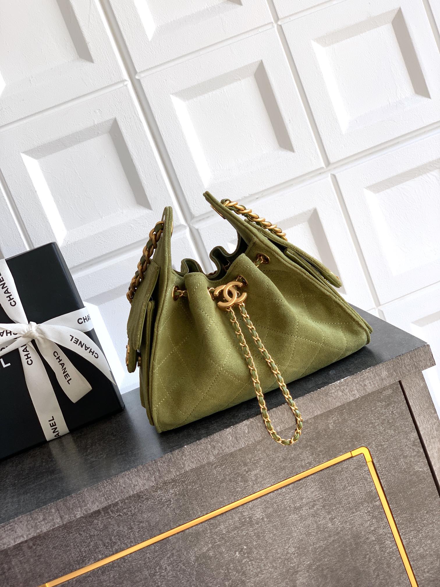 Chanel Style Black Leather Bag Lookbook Reference image 1