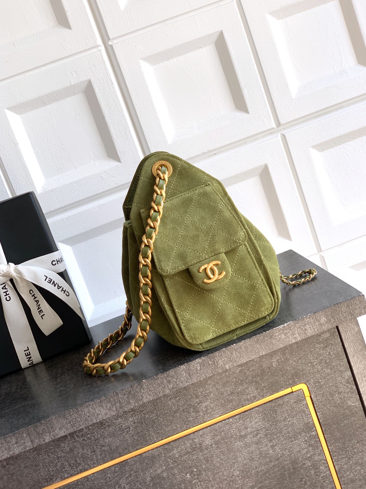 Chanel Style Black Leather Bag Lookbook Reference image 2