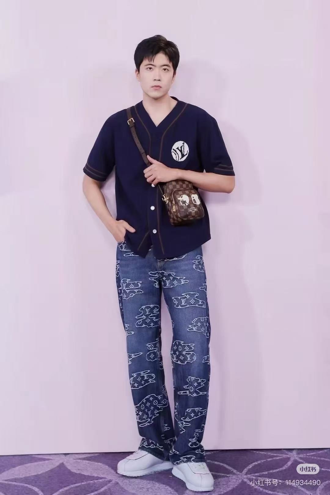LV Pharrell*nigo Tyler联名老花重工提花牛仔长裤 上身效果#