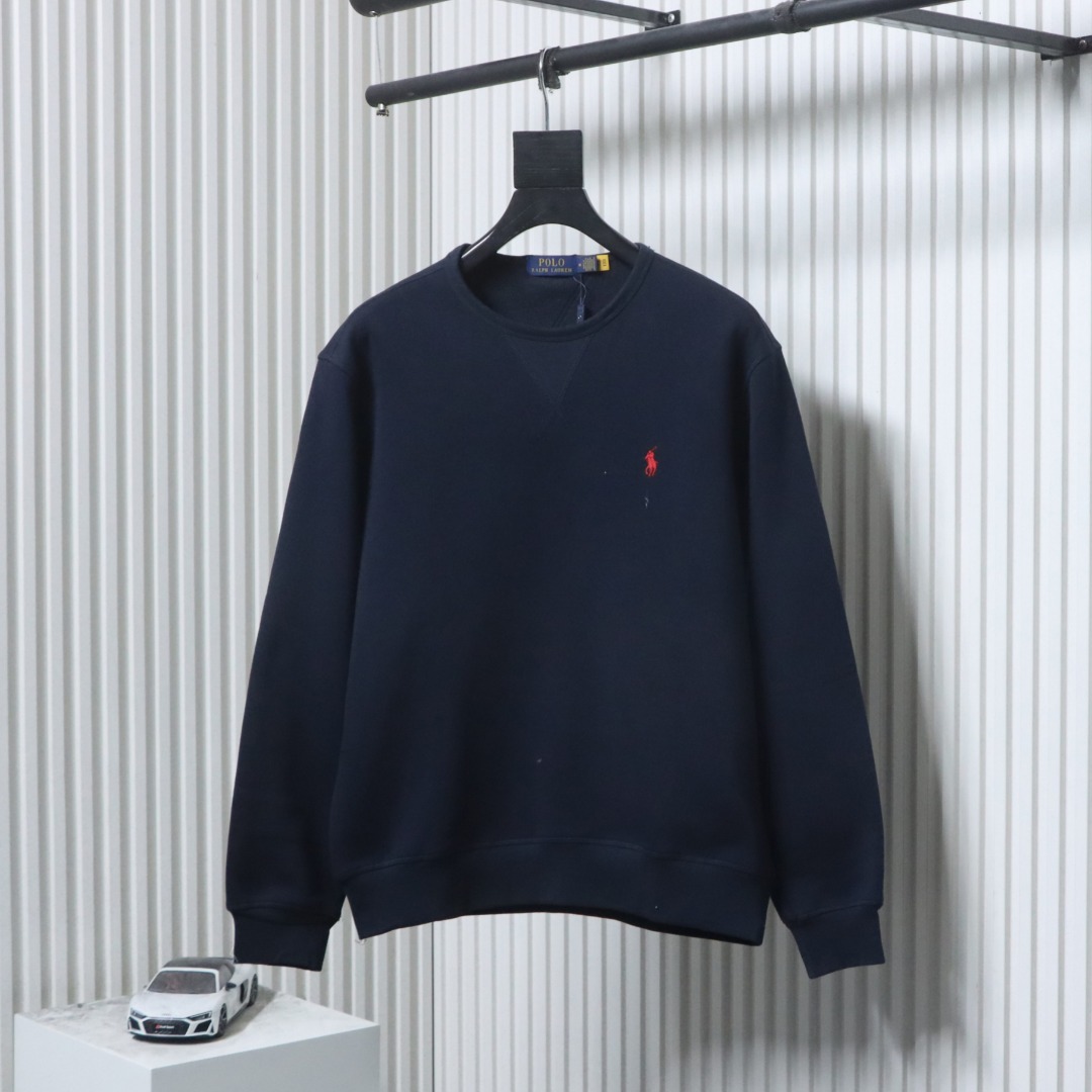 P220 Ralph Lauren/拉夫劳伦 小马标刺绣圆领卫衣
定制抓绒面料,细腻贴肤,简约设计,胸口小马标采用进口机精绣点缀,定制辅料三标
Size:S-XL