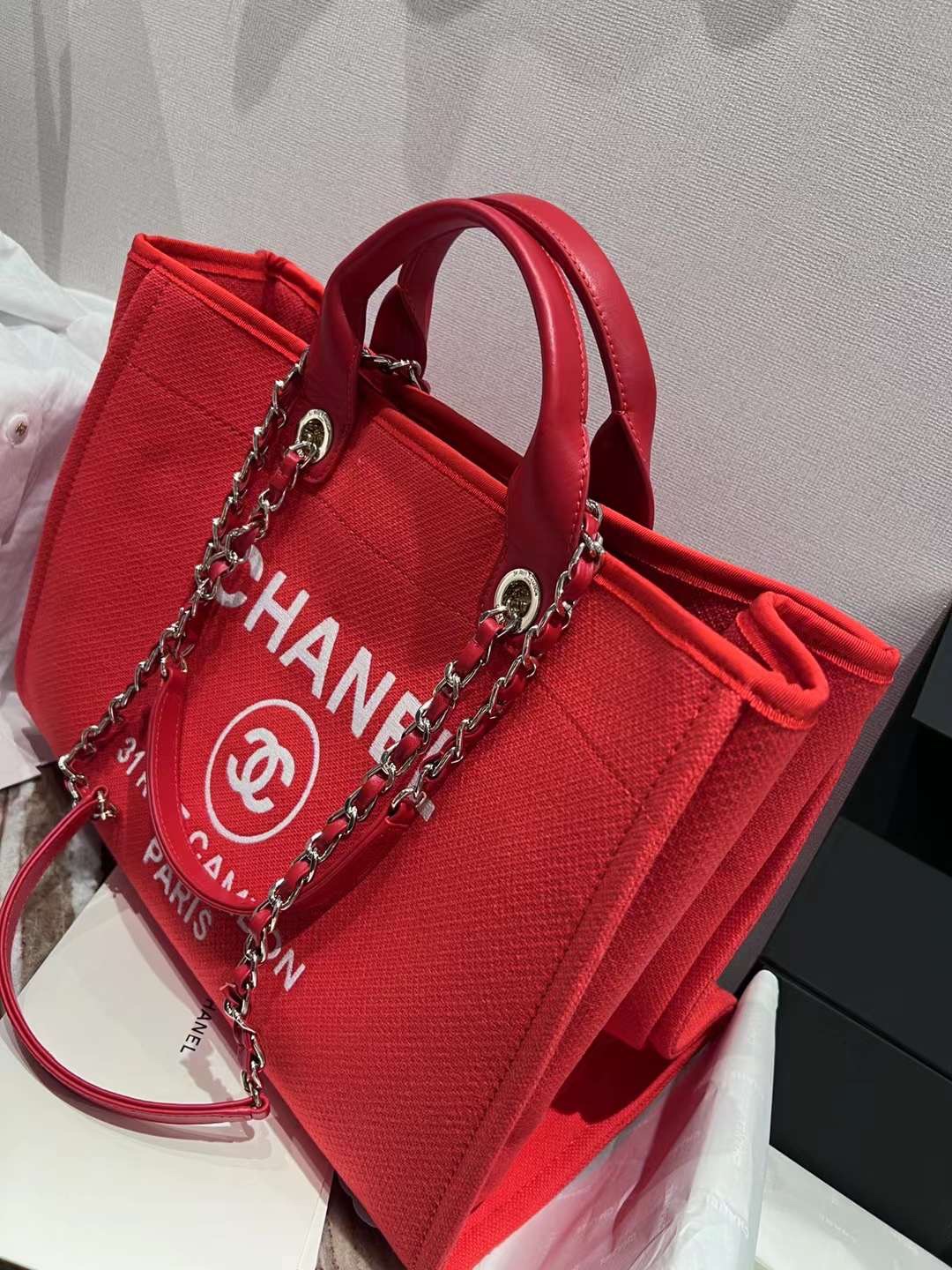 Chanel Xiaoxiang is the dopamine of summer
