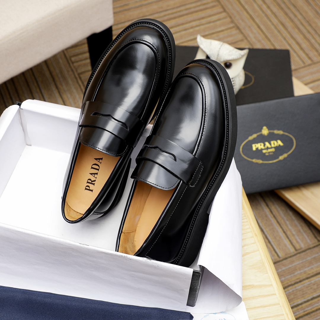Prada Loafers: Premium Leather, Anti-Slip Sole, Sizes 38-44 - Black 4 i1711336160 1721 2