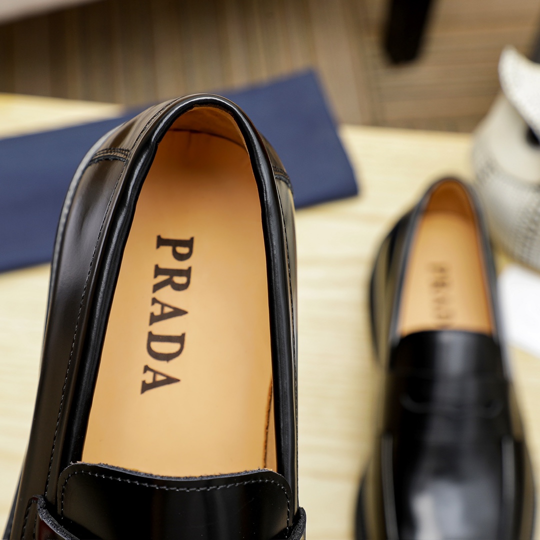 Prada Loafers: Premium Leather, Anti-Slip Sole, Sizes 38-44 - Black 8 i1711336160 1975 3