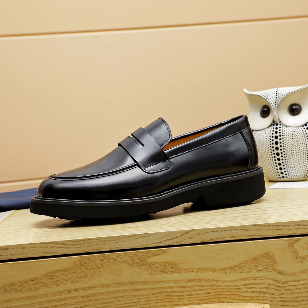 Prada Loafers: Premium Leather, Anti-Slip Sole, Sizes 38-44 - Black 5 i1711336160 9428 4