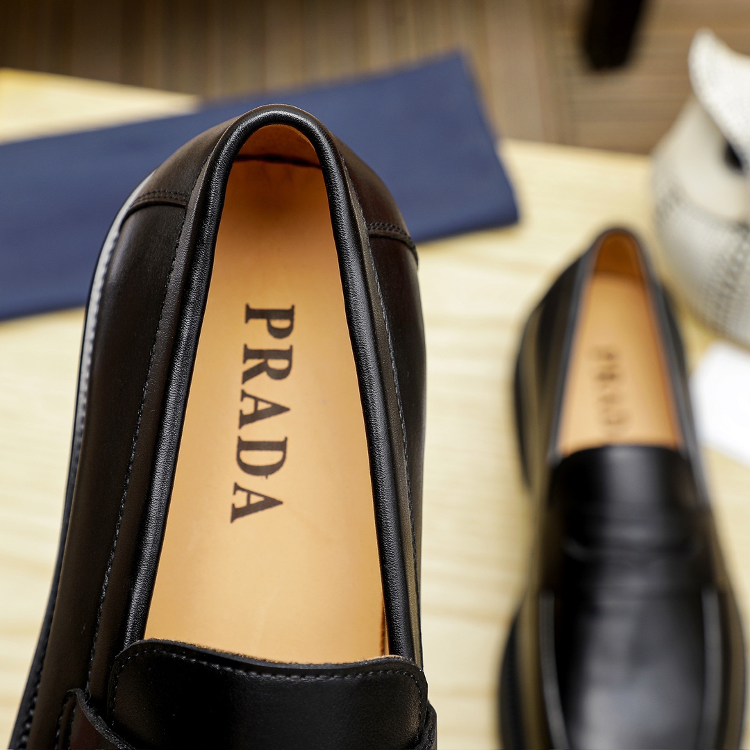 Prada Men's Leather Loafers - Classic Penny Style with Durable Rubber Sole 8 i1711336202 2933 6