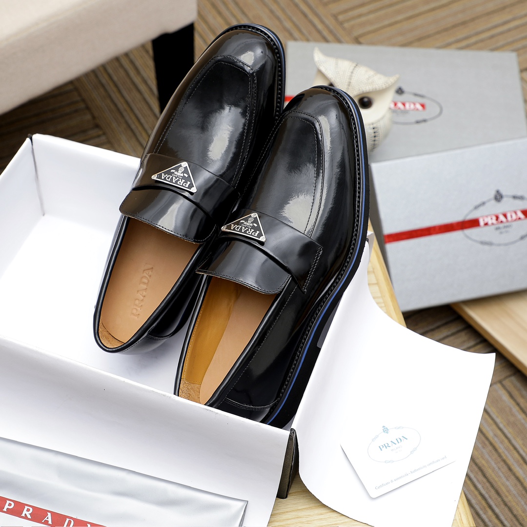 Prada Men's Leather Loafers - Classic Style, Durable Rubber Sole 4 i1729651967 7977 0