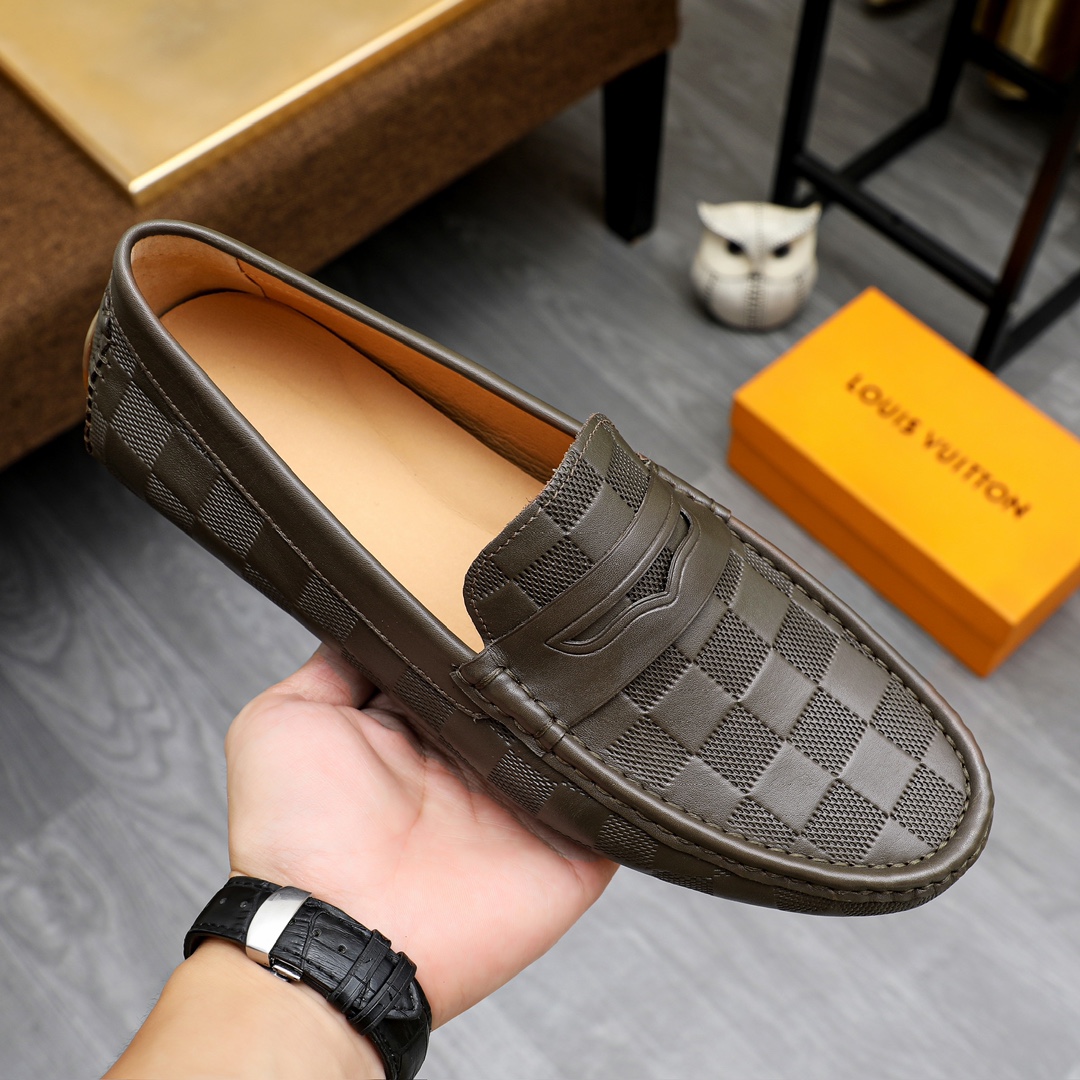 Louis Vuitton Men's Olive Green Leather Loafers with Checkered Pattern 4 i1731557742 5122 0