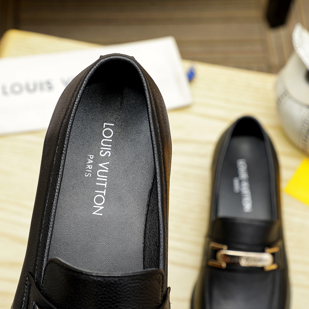 Louis Vuitton Black Leather Loafers with Gold-Tone Hardware Accents 8 i1734584171 7819 2