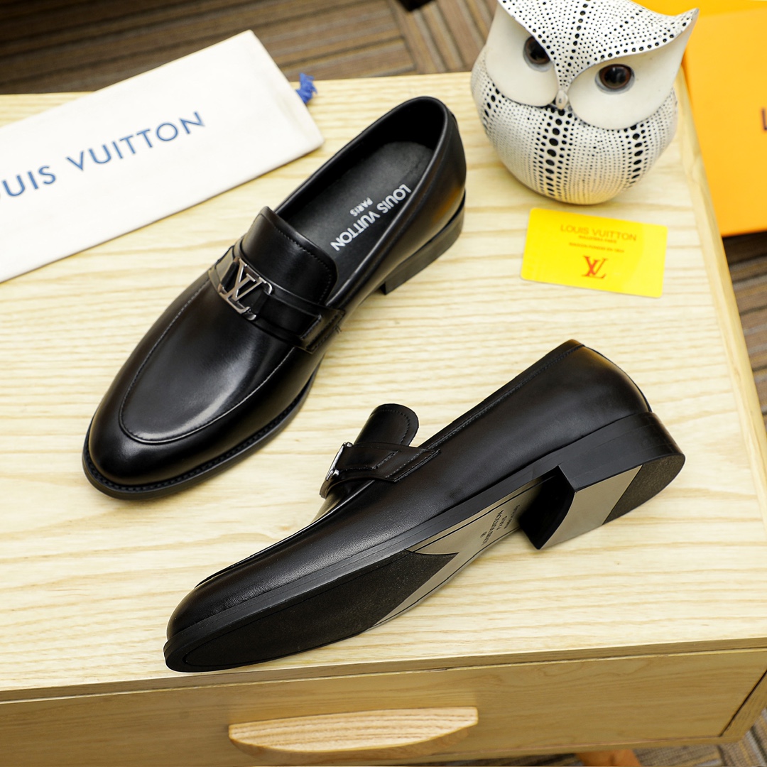 Louis Vuitton Leather Loafers - Premium Formal Business Shoes 6 i1734584867 4679 1