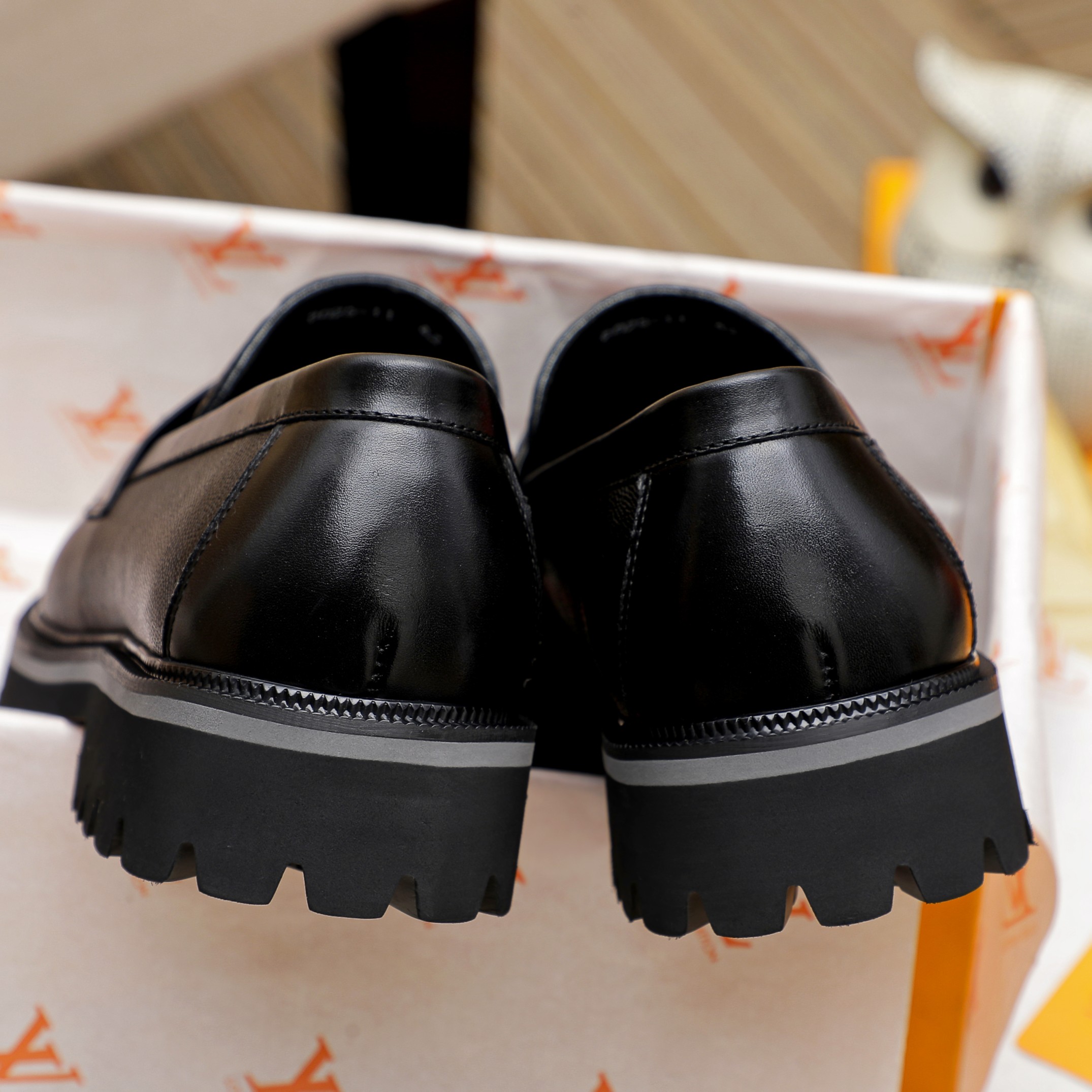 Louis Vuitton Leather Dress Shoes - Premium Italian Leather, Classic Design 9 a1741400440619 3738