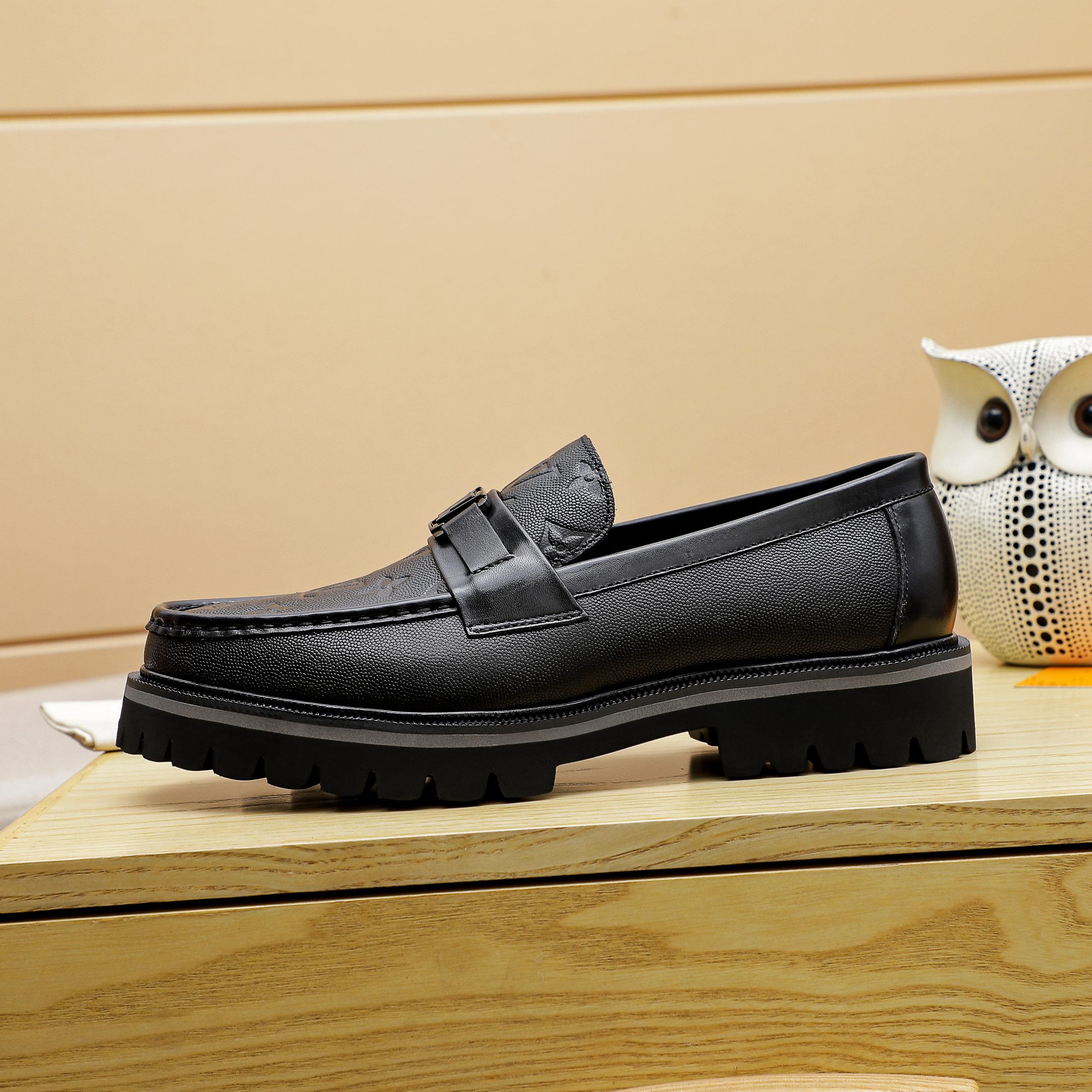 Louis Vuitton Leather Dress Shoes - Premium Italian Leather, Classic Design 5 a1741400443150 2532