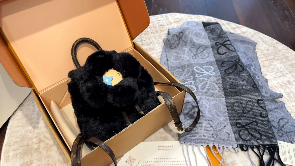 _dxI9sNOQdY2E1yb19IqUZoN-uxmAyEXEVj0bsJA