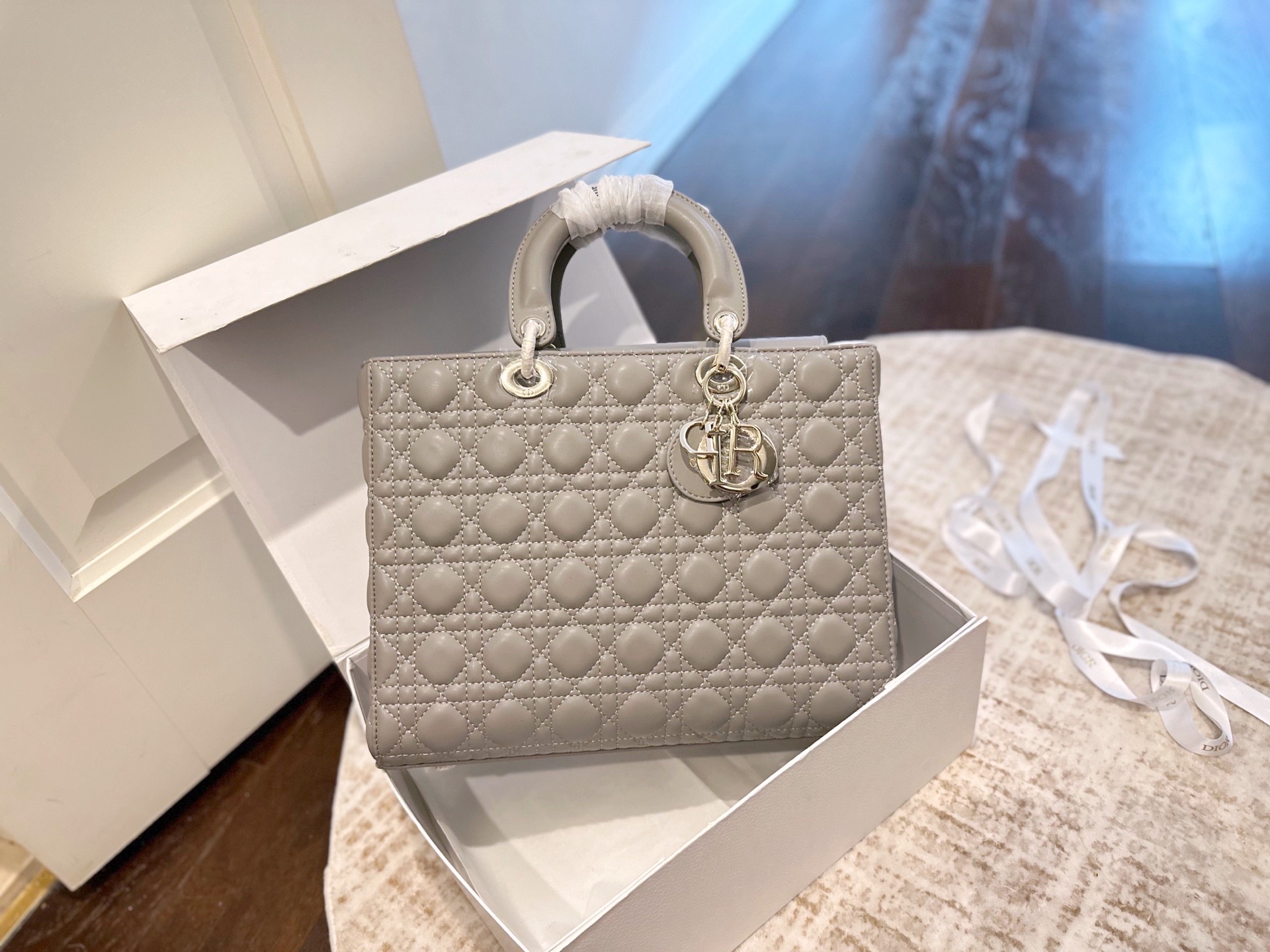 _dfl9s26vS8vrdctuqYuzN6p_RW98SlLtuJjs0QQ